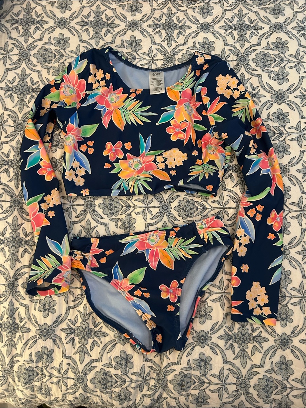 Girls' Navy Floral Long-Sleeve Rashguard Set - Tropical Print